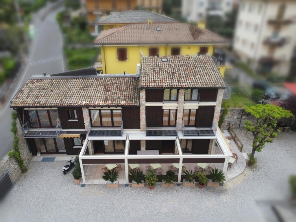 Garni Onda Torri Del Benaco Exterior foto