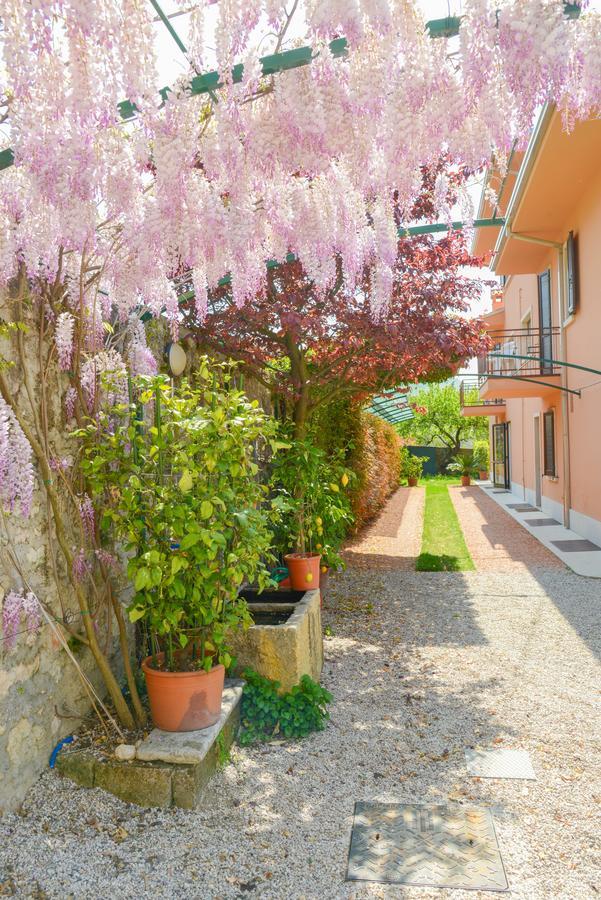 Garni Onda Torri Del Benaco Exterior foto